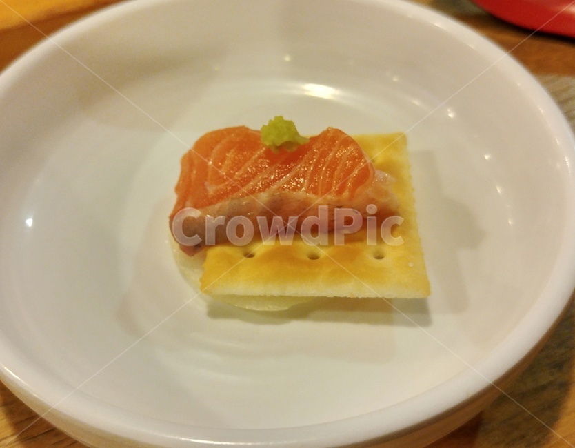 연어,연어회,회,안주,과자,음식,식재료,요리,food,cook,meal,dishes,food reserves,일식,일본음식,일본요리,Japanese food,Japanese dishes,Japanese meal,Japanese cook