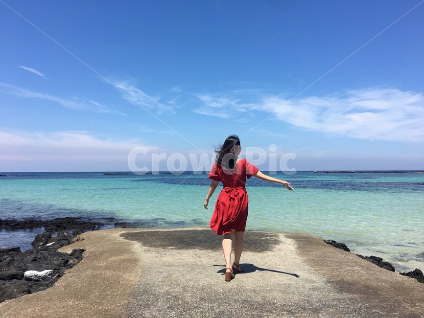 한국,제주,바다,인물,소녀,자연,korea,jeju,island,human,ocean,nature,사람,인물,인간,human,person,여성,여자,woman,female,lady,여행,휴가,traveling,vacation,trip