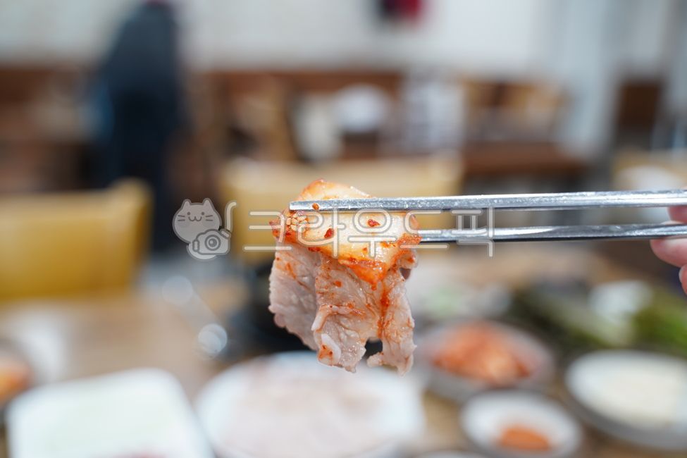 Kimchi,red pepper powder,pork,meat soup,Korean food