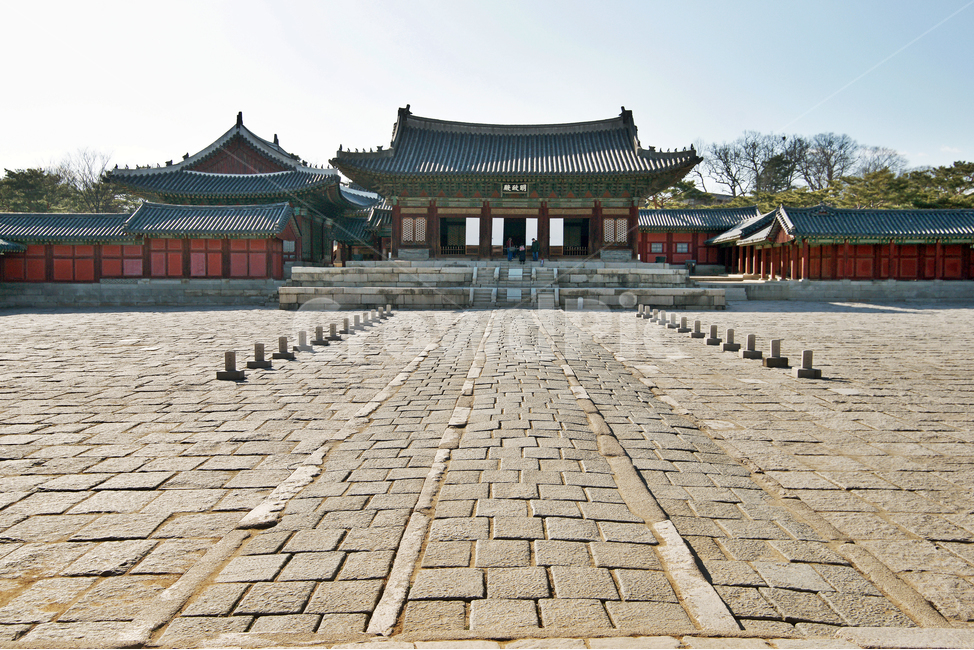 명정전,창경궁,국보제226호,전각,정전,조선시대,궁궐,고건축,박석,삼도,품계석,어도,한국전통,한국문화,korean traditional,korean culture,랜드마크,landmark,tourist attraction,한국랜드마크,한국관광지,한국명소,korea landmark,korea tourist attraction,건축물,건물외관,exterior,building,structure,architecture,construction