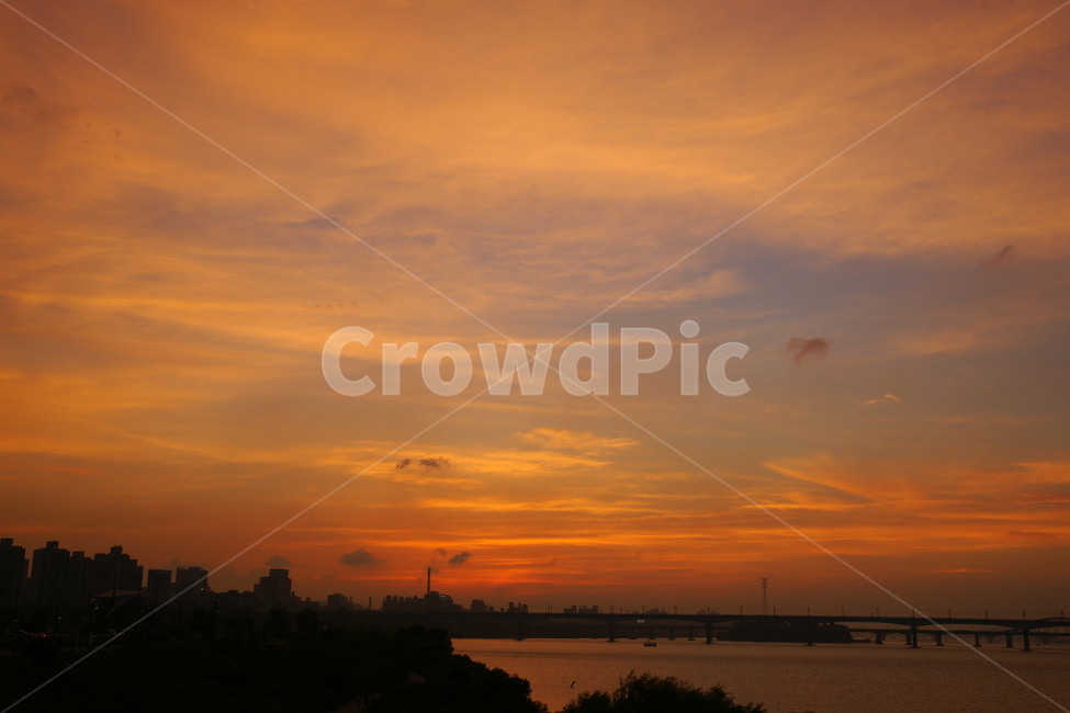 구름,풍경,cloud,야외,nature,새벽,sunset,dusk,자연,황혼,일몰,sky,redsky,하늘,outdoors,옥외,붉은하늘,dawn,자연,풍경,nature,landscape