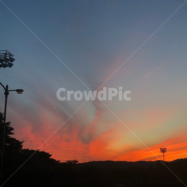 nature,자연,outdoors,옥외,sky,황혼,dusk,새벽,dawn,하늘,sunset,일몰,redsky,붉은하늘