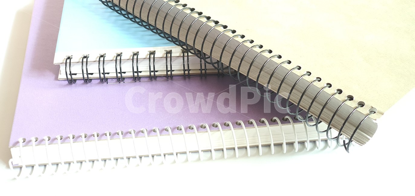노트,스프링,스프링노트,연습장,공책,학용품,문구,문구용품,paper,spring,blank,page,business,notebook,sheet,white,document,background,spiral,pad,notepad,design,office,note,message,empty,space,isolated,reminder,binder,book,write,diary,texture,list,work,notice,plan