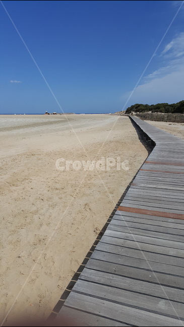 gotothebeach,sardinia,bluesky,이탈리아,해변으로,자연,풍경,nature,landscape,해변,바다,beach,sea,building,건물,boardwalk,산책로,bridge,다리,soil,흙