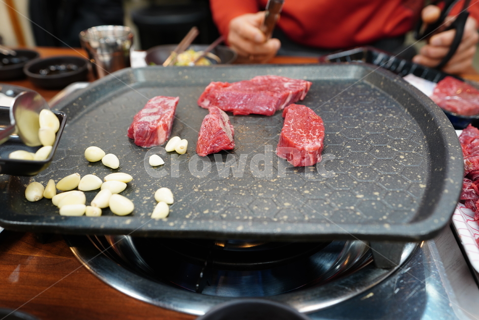 한우,고기,육류,육식,소고기,구이,먹거리,안주,식사,음식,food,한식,음식,식재료,요리,food,cook,meal,dishes,food reserves,육류,고기,meat,한식,한국음식,한국요리,korean food,korean dishes,korean meal,korean cook