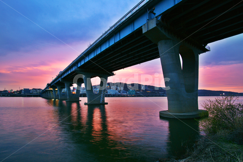 광진교,교량,한강,석양,노을,야경,밤,풍경,nightscape,night,landscape,도시,city,한국도시풍경,한국도시경관,korea cityscape,건축물,건물외관,exterior,building,structure,architecture,construction,bridge,다리,건물