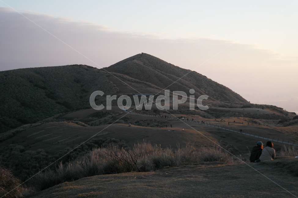 구릉,산,초원,산야,평야,자연,들판,목초지,평화,자연,풍경,nature,landscape,한국자연풍경,한국자연경관,korea nature landscape,사람들,대중,군중,other people,crowd,여행,휴가,traveling,vacation,trip,outdoors,옥외,person,사람,human,인간,hill,언덕