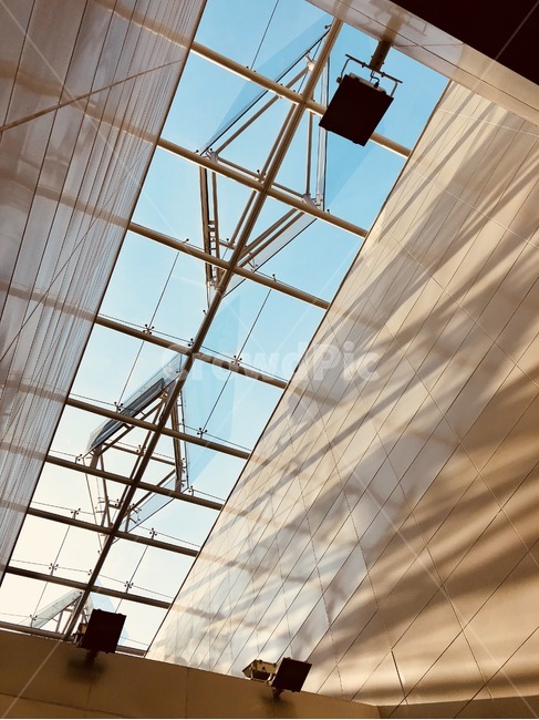 지하철,햇빛,오전,상암동,그림자,인테리어,실내디자인,interior design