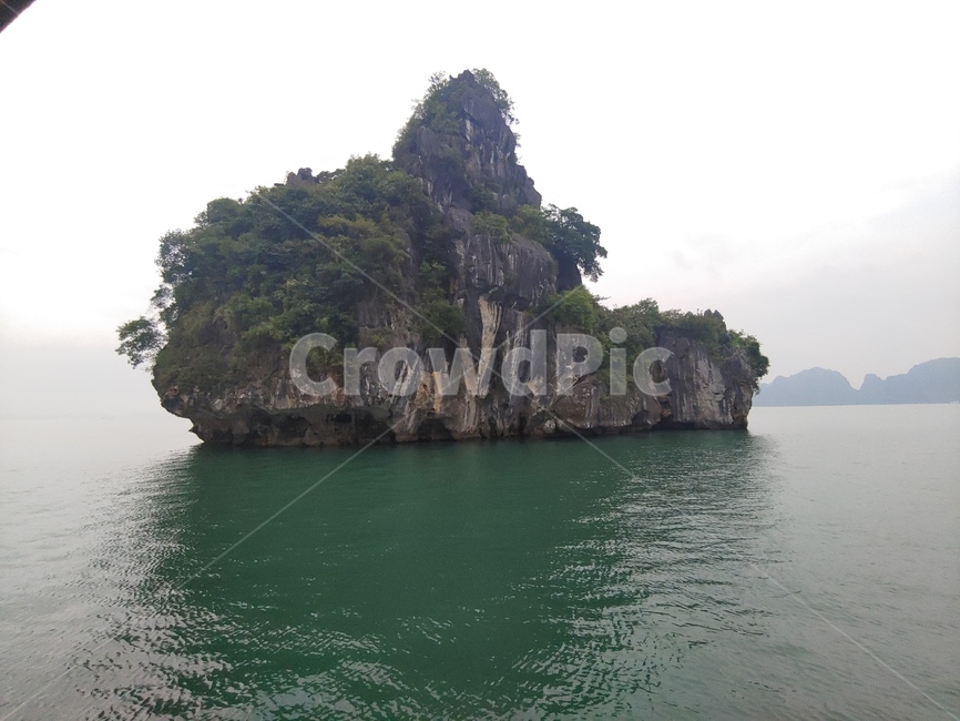 land,땅,outdoors,옥외,nature,자연,대양,water,물,하노이,베트남,비엔남,자연,풍경,nature,landscape,ocean,sea,바다,shoreline,해안선,coast,연안