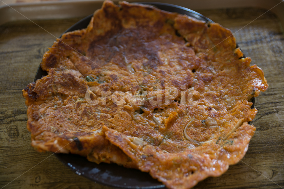 김치전,비오는날,전,빈대떡,민속음식,음식,식재료,요리,food,cook,meal,dishes,food reserves,한식,한국음식,한국요리,korean food,korean dishes,korean meal,korean cook