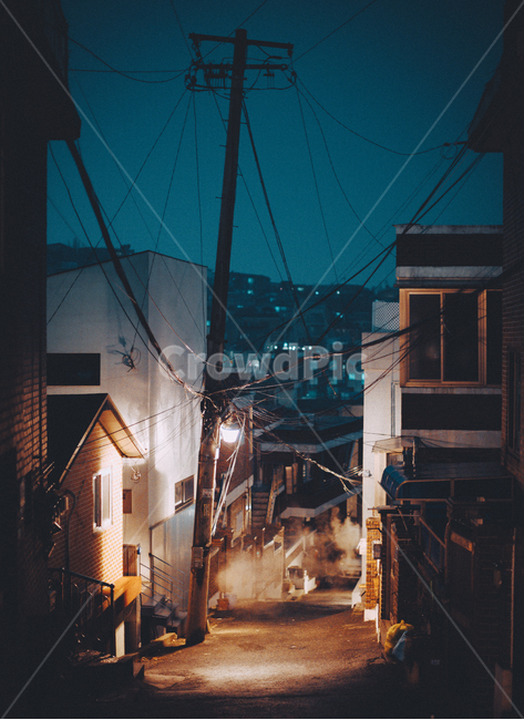 빛,골목길,밤,야경,비오는날,전봇대,길,light,가로등,조명,야경,밤,풍경,nightscape,night,landscape,골목길,alley,감성,sensible,feeling