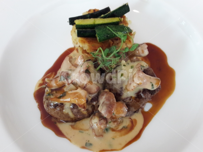 미슐랭,레스토랑,스테이크,유럽여행,잘츠부르크,음식,식재료,요리,food,cook,meal,dishes,food reserves,육류,고기,meat,양식,서양음식,서양요리,western food,western dishes,western meal,western cook