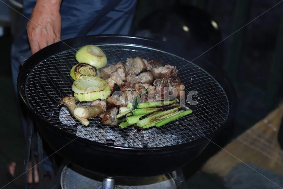 food,음식,고기,바베큐,채소,숯
