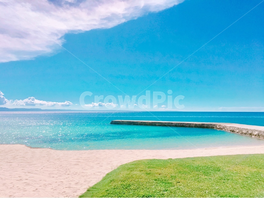 해변,beach,바다,하늘,sky,sea,맑음,clear,잔디,lawn,grass,풍경,자연,nature,구름,cloud,자연,풍경,nature,landscape,해변,바다,beach,sea,휴식,힐링,rest,relaxation,healing,색깔,색상,색채,색감,color sense,color sensitivity,feeling of color,water,물,ocean,대양,outdoors,옥외,shoreline,해안선,land,땅