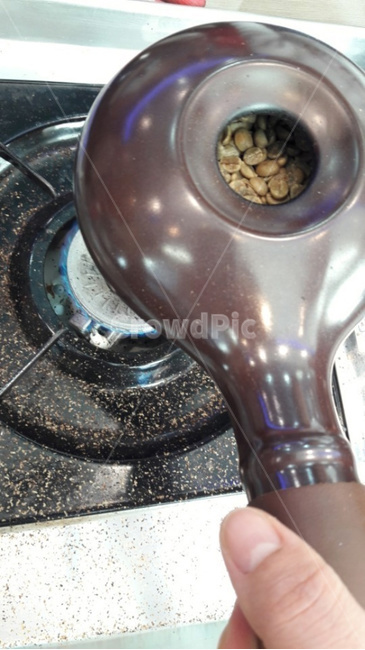 사람,커피,커피볶음,도자기,커피기구,커피,카페,coffee,cafe