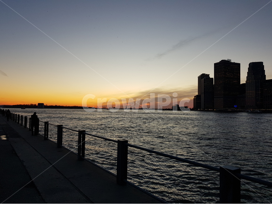 바다,강,노을,석양,풍경,도시,풍경,city,landscape,해외,외국,세계,foreign,oversea,world,세계도시풍경,해외도시풍경,외국도시풍경,world cityscape,handrail,난간,banister,railing