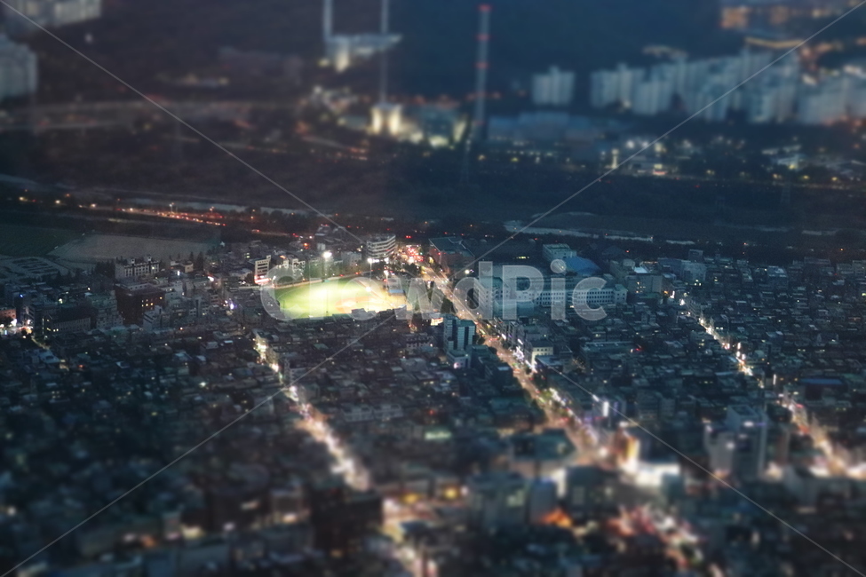 야경,운동장,야구장,도로,불빛,도시,주택,미니어처,자연,풍경,nature,landscape,한국자연풍경,한국자연경관,korea nature landscape,야경,밤,nightscape,night,outdoors,옥외,경치,scenery,aerial view,조감도