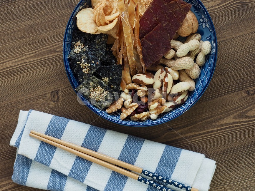 laver,laversnack,김,김과자,마른안주,아몬드,육포,호두,견과류,브라질너트,땅콩,쥐포,말린음식,음식,간식,drysnack,almond,beefjerky,walnut,nuts,brazilnut,peanut,rat,driedfood,food,snack,음식,식재료,요리,food,cook,meal,dishes,food reserves,디저트,간식,후식,dessert,snack