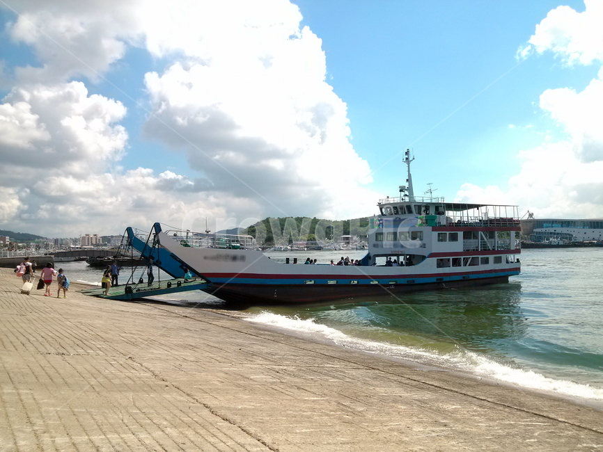 transportation,교통,boat,보트,person,사람,선박,watercraft,바다,섬,배