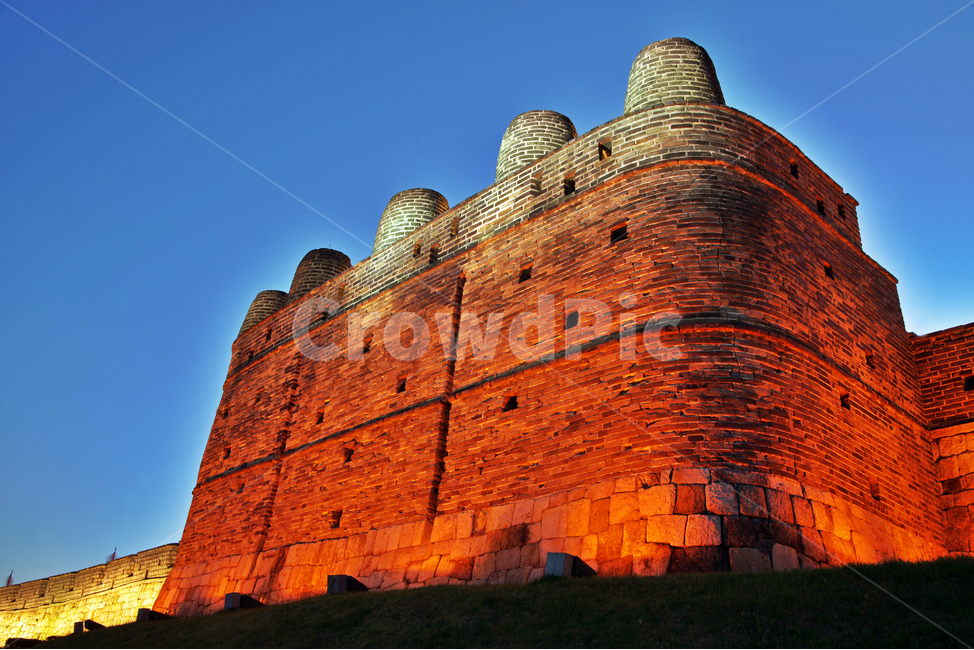 Mars,Bongdon night view,bongdon,UNESCO World Heritage Site,Beacon fire station,Suwon Hwaseong Fortress,Suwon,Bongsudae night view,Beacon Tower