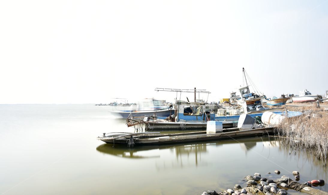 watercraft,선박,바다,페선,해변,갯벌,환경파괴,바다오염
