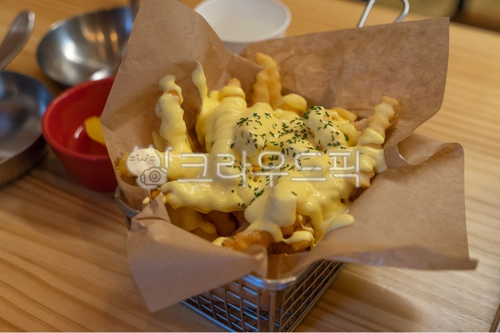 감자,감자튀김,버터갈릭,튀김,potato,요리,food,frenchfries,friedpotato,frenchfry,후렌치후라이,프렌치프라이,음식,먹거리,사이드메뉴,음식,식재료,요리,food,cook,meal,dishes,food reserves