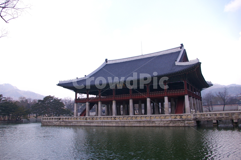 한옥,전통,한국적인,건축물,건물,연못,수상,야외,한국전통,한국,랜드마크,한국전통,한국문화,korean traditional,korean culture,건축물,건물외관,exterior,building,structure,architecture,construction