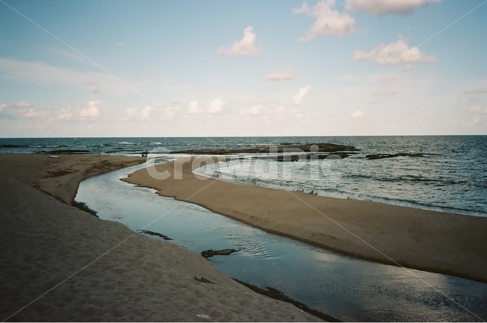 바다,해변,구름,동해바다,수평선,필름사진,자연,풍경,nature,landscape,한국자연풍경,한국자연경관,korea nature landscape,해변,바다,beach,sea