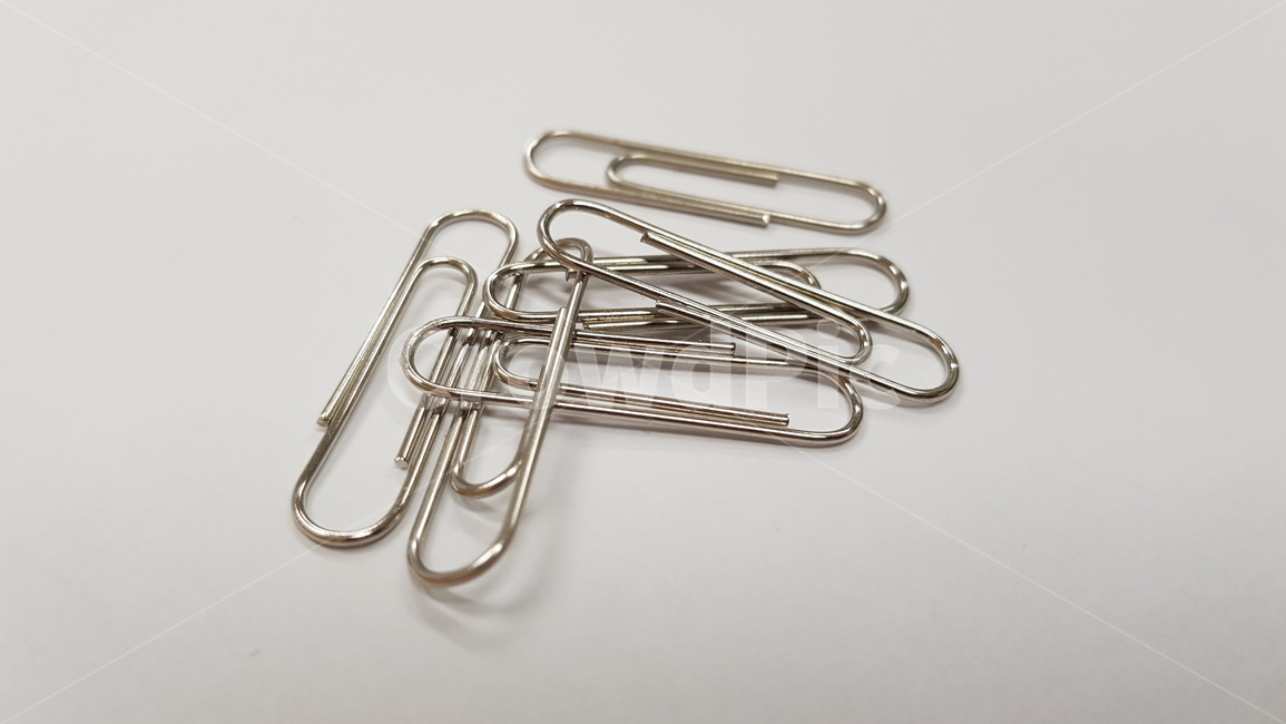 클립,실버클립,clip,사무용품,문구류,은색,문구,사물,물건,오브젝트,thing,object,matter,학용품,문구류,사무용품,school supplies,stationery,office supplies