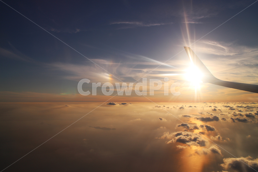 light,빛,flare,플레어,자연,sunlight,햇빛,옥외,cloud,sunset,twilight,airplane,aircraft,view,horizon,above,cloudy,window,landing,takingoff,takeoff,일몰,비행기,창,nature,scene