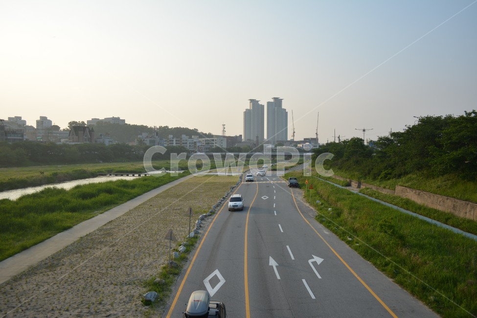 road,도로,car,자동차,강,교통