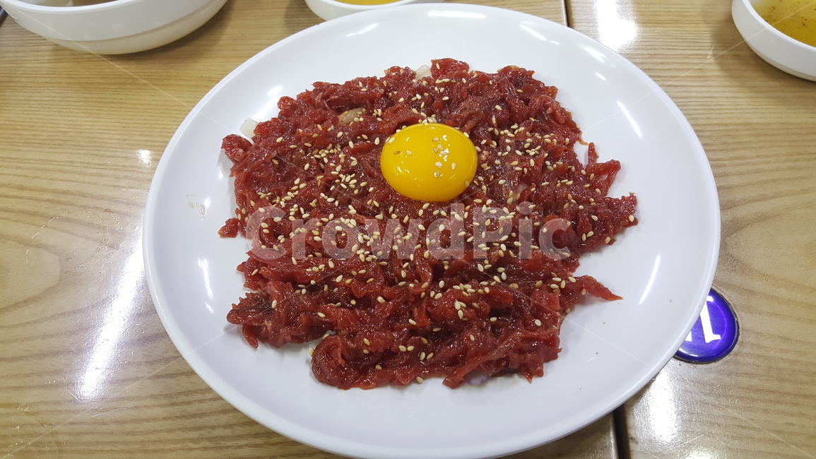 음식,소,소고기,육회,소고기육회,식재료,맛집,음식,식재료,요리,food,cook,meal,dishes,food reserves,육류,고기,meat