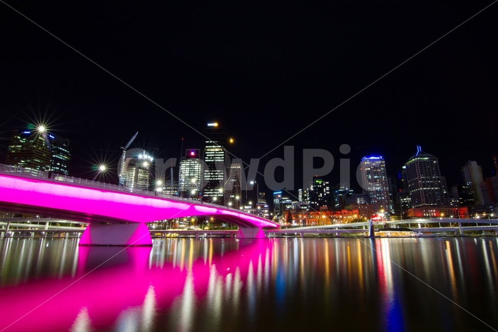 도시야경,브리즈번,호주,강,풍경,nightview,brisbane,australia,queensland,퀸즈랜드,river,다리,bridge,nightscape,장노출,longexposure,skycraper,자연,nature,landscape,핑크,bridgeinpink,반영,reflection,도시,풍경,city,landscape,야경,밤,nightscape,night,해외,외국,세계,foreign,oversea,world