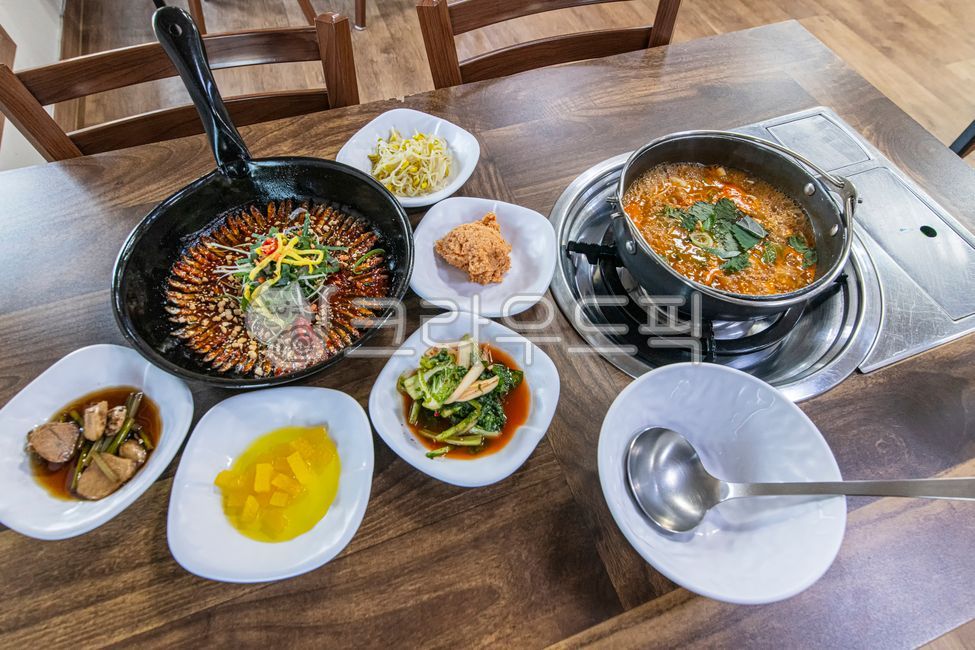 Fish stew,dori bang bang,local food,Geumsan fish stew,Geumsan dori bang bang,Geumgang fish stew,Geumgang dori bang bang,fish soup,hunting food,icefish