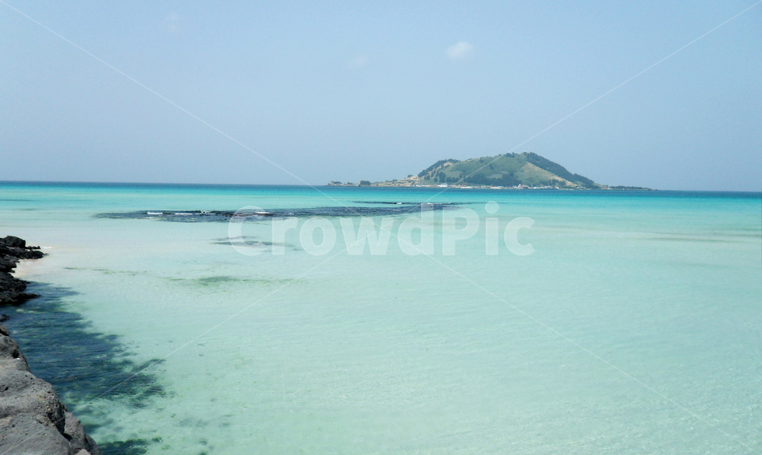 제주도,바다,자연,풍경,섬,봄,하늘,투명,해변,바다,beach,sea,제주도,jeju,jeju island,nature,outdoors,옥외,land,땅,water,물,ocean,대양,shoreline,해안선,coast,연안