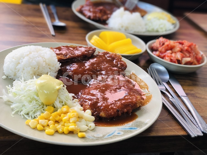 요리,음식,돈까스,플레이팅,식사,분식
