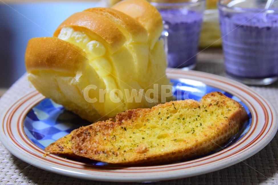 빵,크림빵,마늘빵,간식,bread,음식,식재료,요리,food,cook,meal,dishes,food reserves,빵,bread