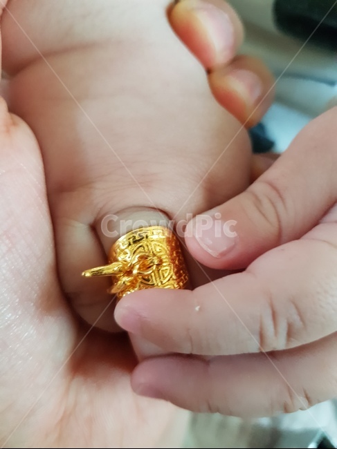 손,반지,손가락,jewelry,ring,돌반지,아기손