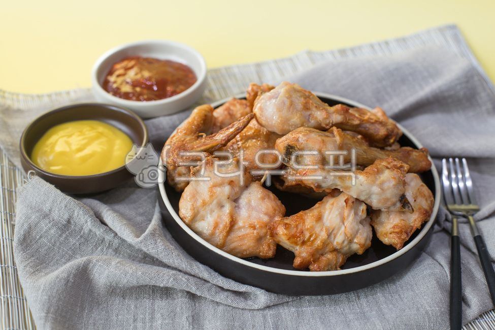 chicken,Chicken dishes,Fried Chicken,fried food,sauce,food