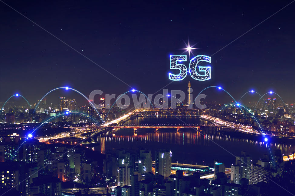night view,virtual reality,data,building,connection,dynamic,In the city center,big data,traffic,town,equipment,economy,Worldwide,community,lighting,creative,contents,light,science,activate,Internet,send,activity,city,idea,global,industry,speed,smart,netwo