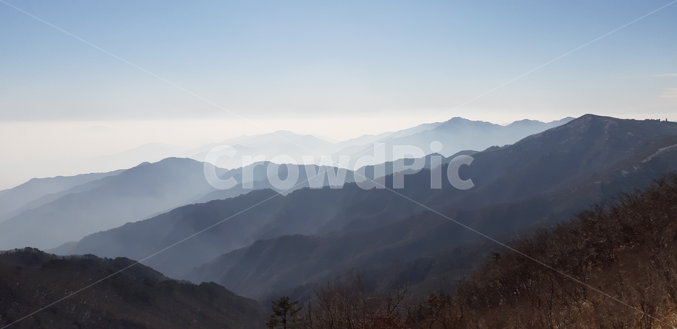 소백산,겨울,소백능선,연봉,운무,겨울,계절,winter,season,자연,풍경,nature,landscape,한국자연풍경,한국자연경관,korea nature landscape,mountain range,산맥,outdoors,옥외,mountain,산