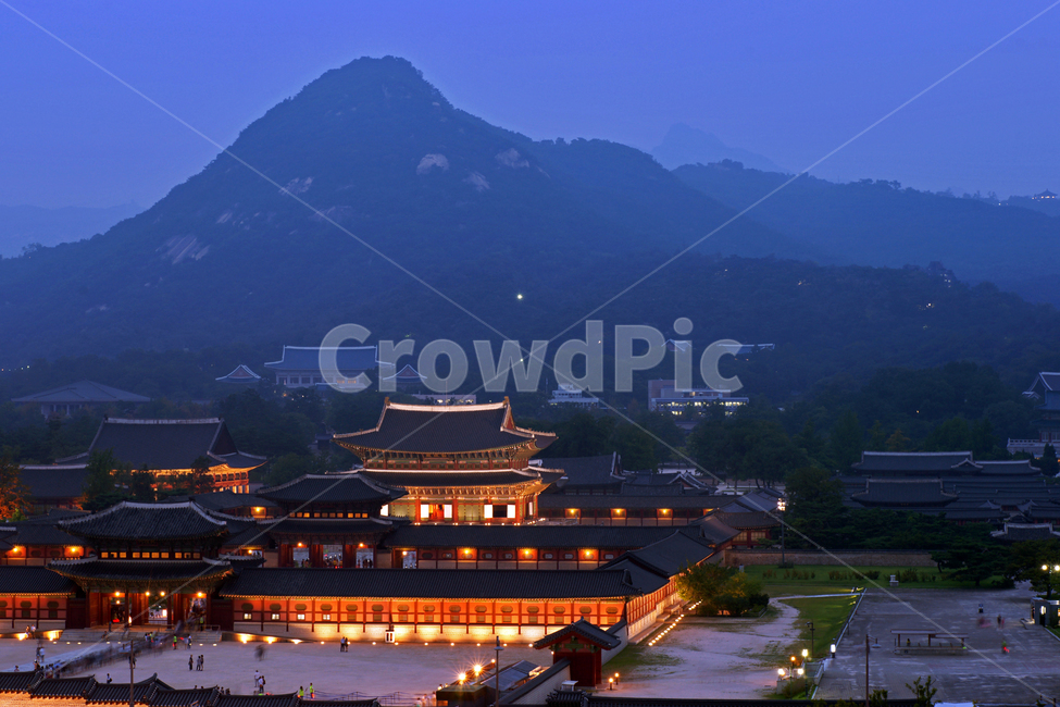경복궁,전각,야경,인왕산,궁궐,대궐,고건축,야경,밤,풍경,nightscape,night,landscape,도시,city,한국도시풍경,한국도시경관,korea cityscape