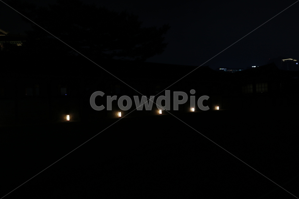 경복궁,담,전등,night,경북궁야경,gyeongbokgung,서울,seoul,景福宮,キョンボックン,ソウル,야경,밤,풍경,nightscape,night,landscape,nature,자연,outdoors,옥외