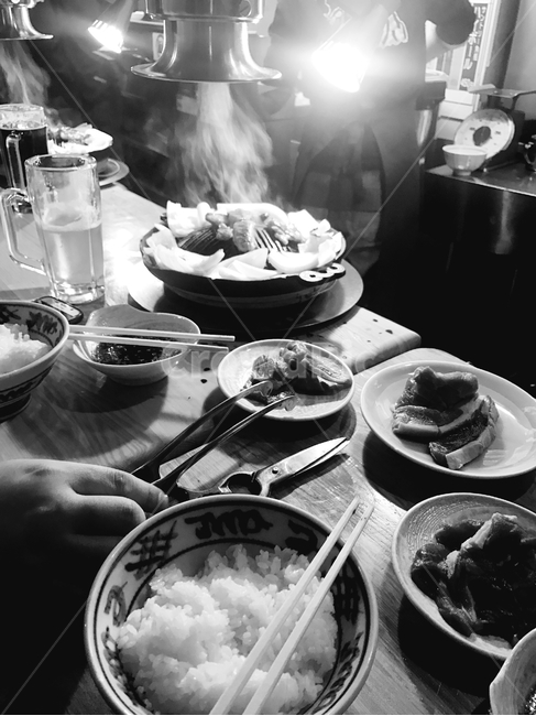 화로구이,양고기,흑백,음식점,밥,식사,음식,식재료,요리,food,cook,meal,dishes,food reserves,흑백,모노톤,monochrome,black and white