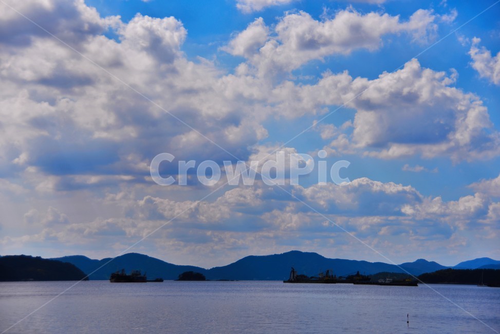 자연,땅,물,바다,해안선,구름,하늘,자연,풍경,nature,landscape,outdoors,옥외,land,shoreline,water,ocean,대양,sea,coast,연안,island,섬