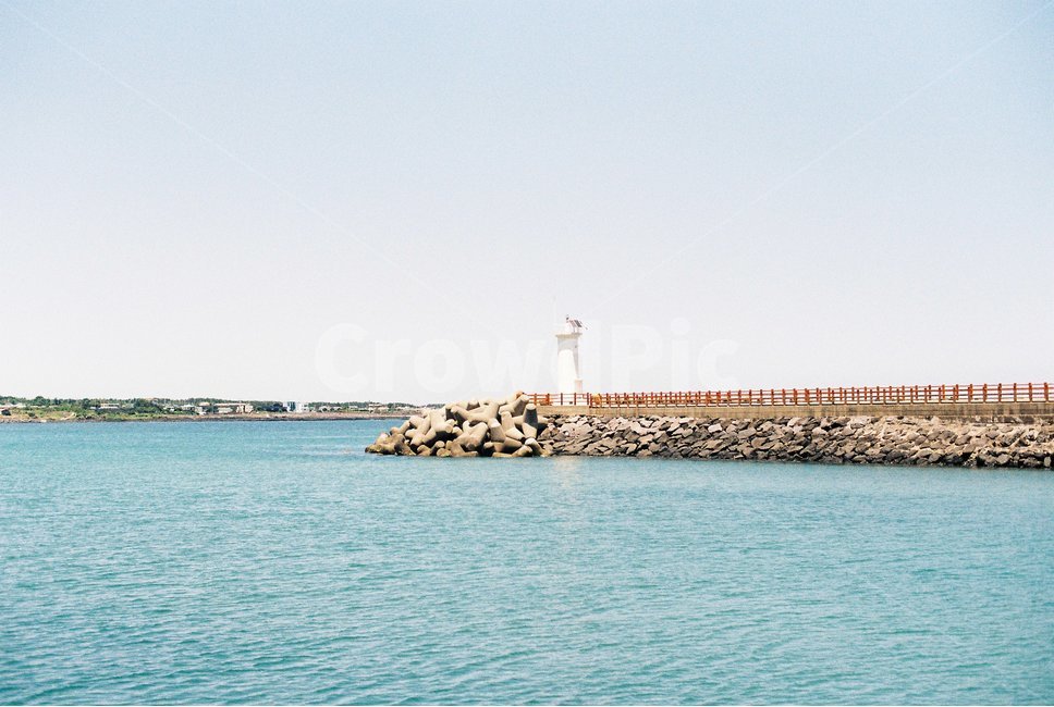바다,해변,등대,파도,제주도,등대,lighthouse,감성,sensible,feeling,shoreline,해안선,water,물,sea,ocean,대양,outdoors,옥외,nature,자연,land,땅