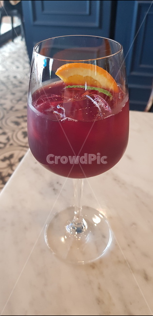 샹그리아,글라스,유리잔,술,와인,샹그리아와인,스페인,음료수,drink,beverage,술,주류,alcohol