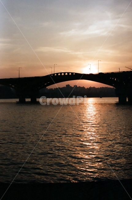 다리,한강다리,노을,일출,일몰,한강,강,강가,도시,풍경,city,landscape,한국도시풍경,한국도시경관,korea cityscape,실루엣,그림자,silhouette,shadow,bridge,building,건물