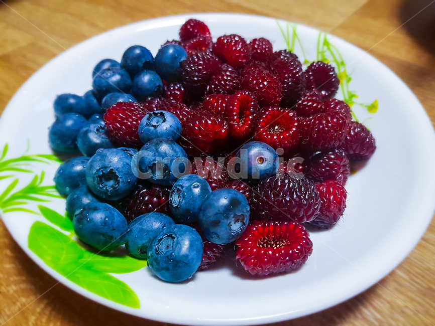 과일,블루베리,산딸기,fruit,싱싱한,fruits,blueberry,raspberry,후식,간식,딸기,열매