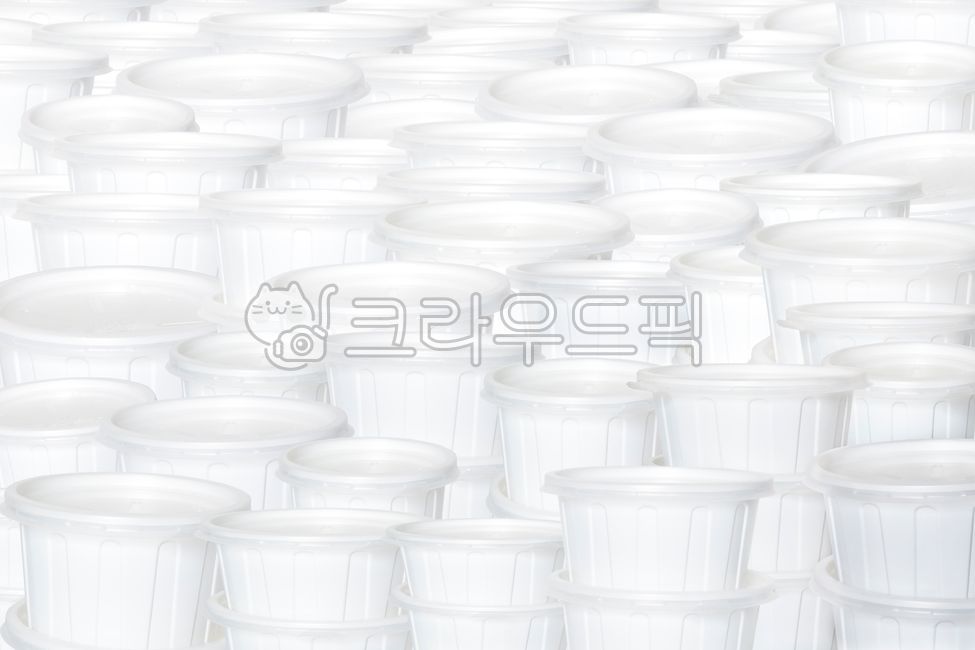 container,lid,recycling,clean,empty,plastic,white,containers